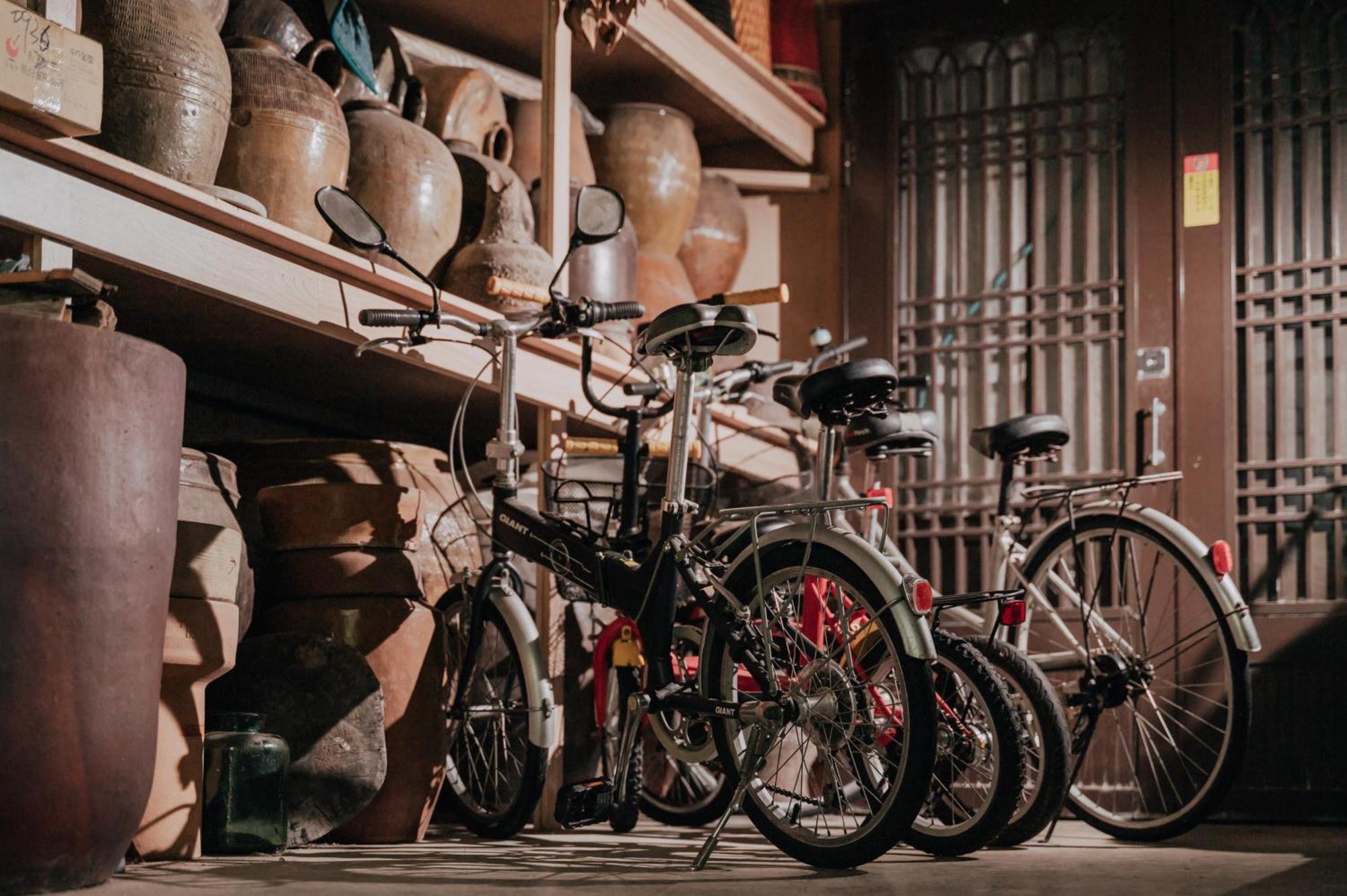 藴慢築 茶花藝主題民宿 Yun Man Zhu Homestay Gongguan Bagian luar foto