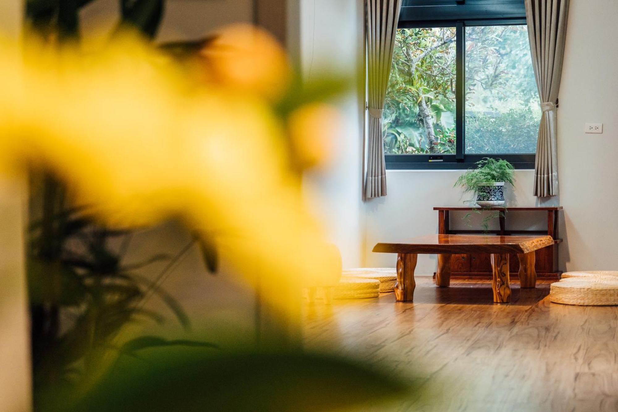 藴慢築 茶花藝主題民宿 Yun Man Zhu Homestay Gongguan Bagian luar foto