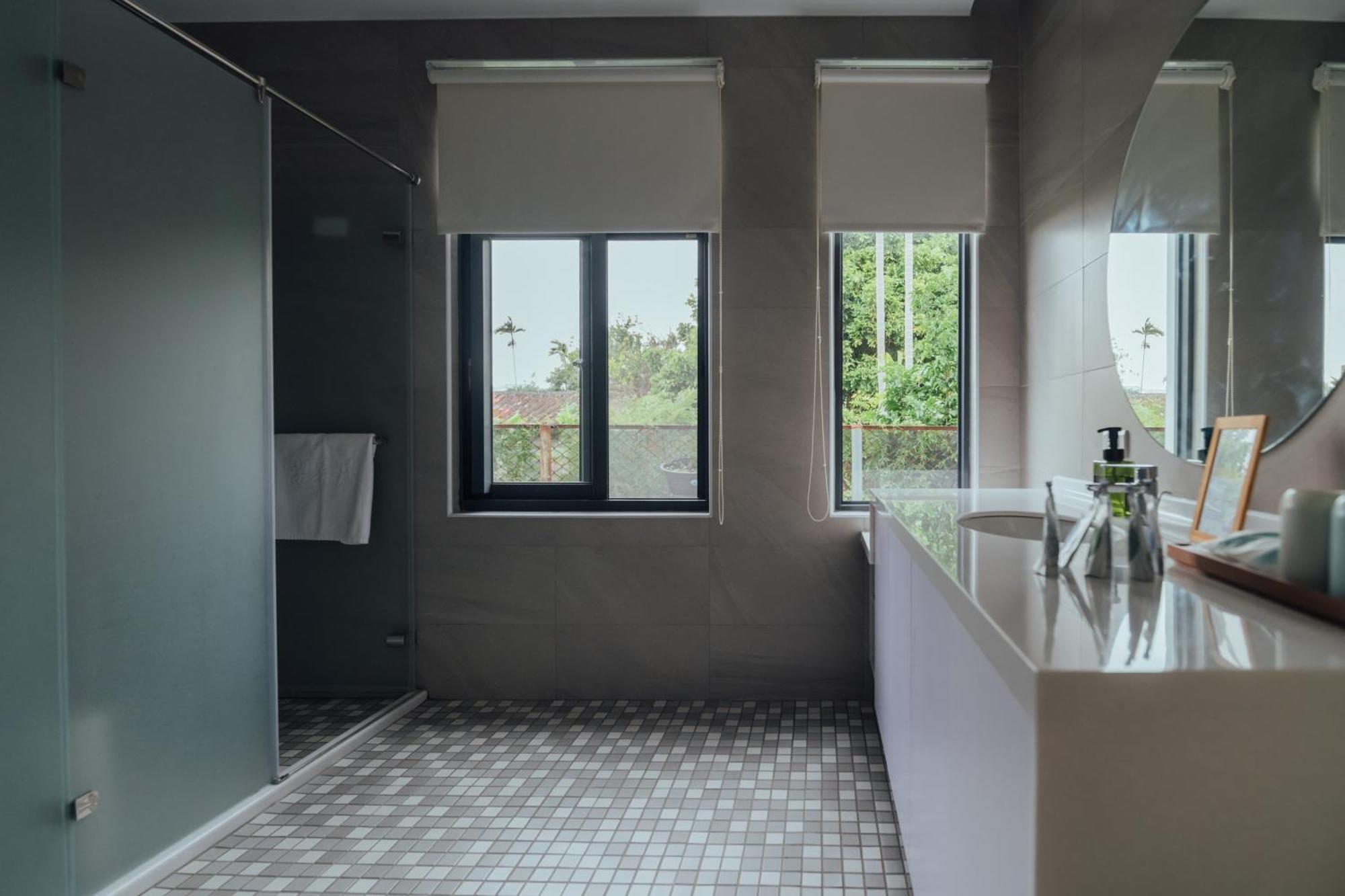 藴慢築 茶花藝主題民宿 Yun Man Zhu Homestay Gongguan Bagian luar foto