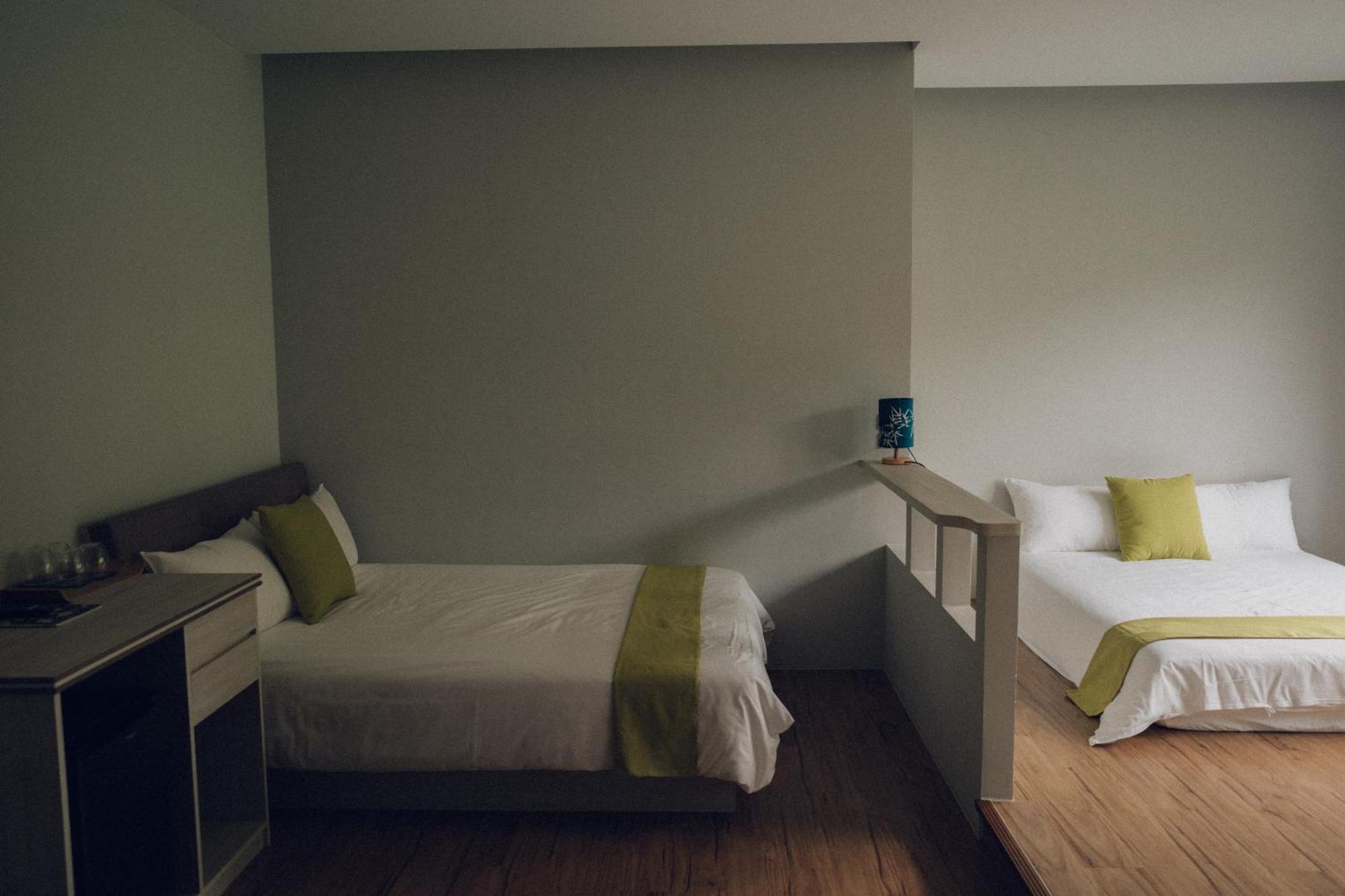 藴慢築 茶花藝主題民宿 Yun Man Zhu Homestay Gongguan Bagian luar foto